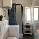 Sea View Apartment Grebastica
