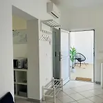 Apartment Sea View Grebastica