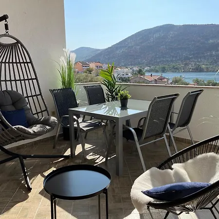 Lägenhet Sea View Grebaštica