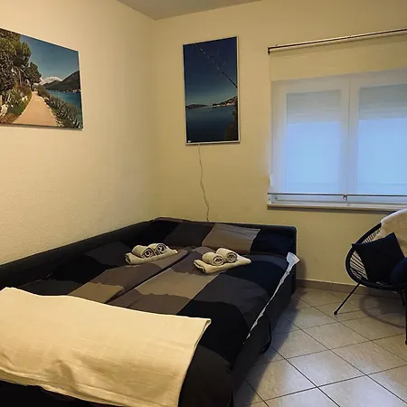 Apartment Sea View Grebastica