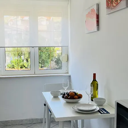 Sea View Apartman